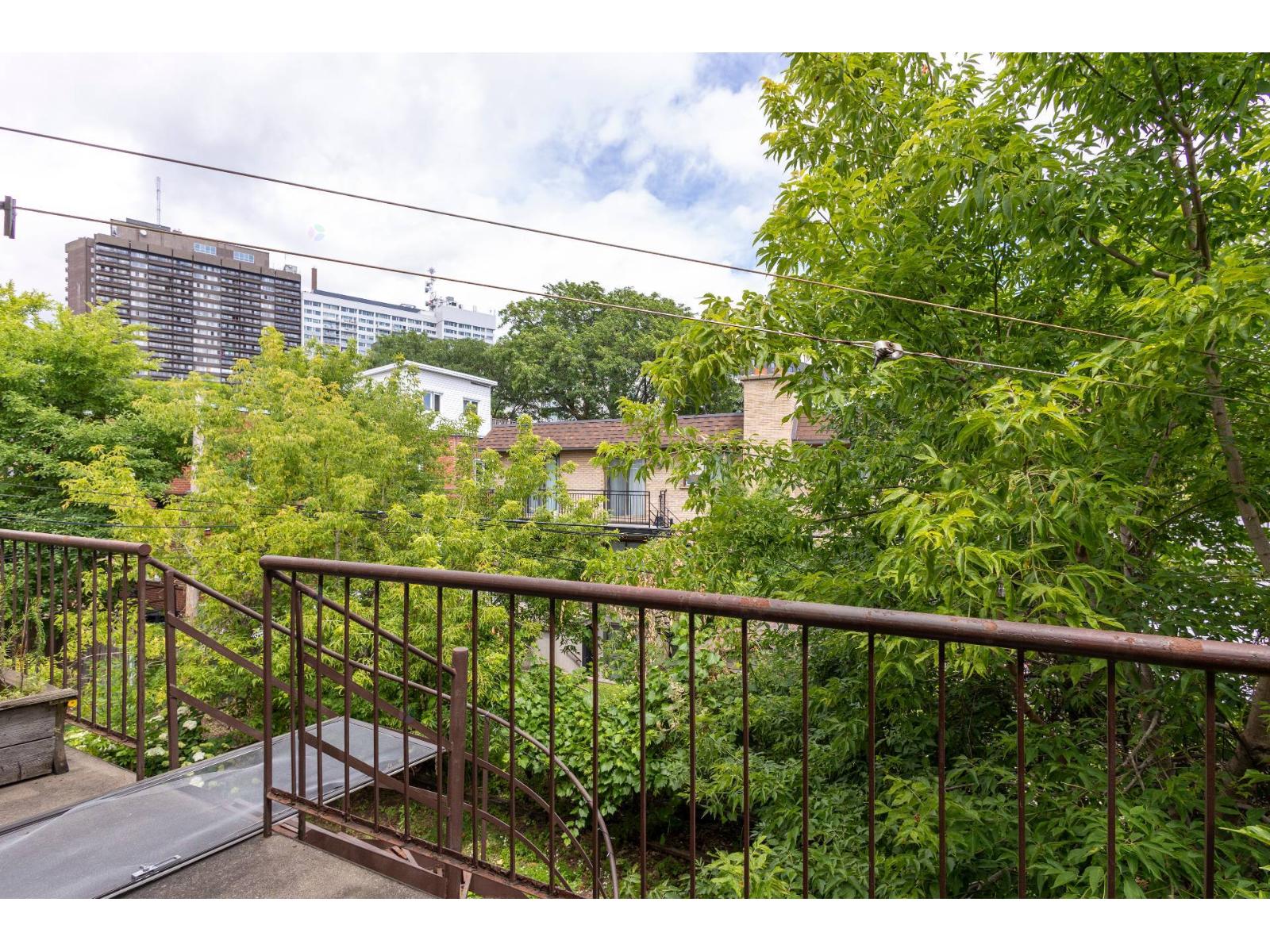 2335 Av. Montclair Property Photo 25