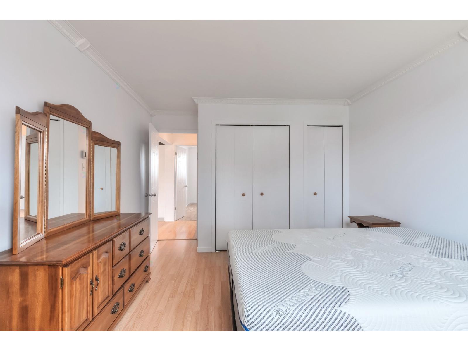 3605 Boul. St-laurent, #302 Property Photo 12
