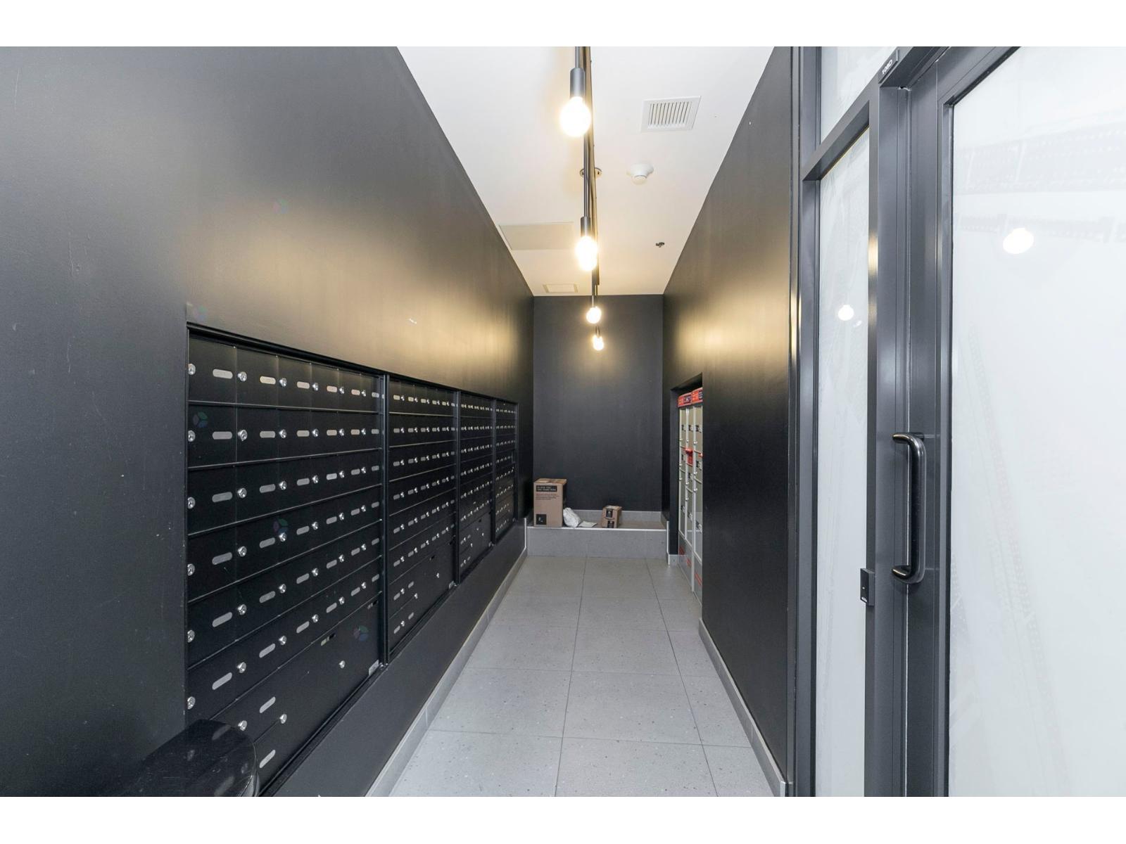 2180 Rue Ste-catherine E., #252 Property Photo 18