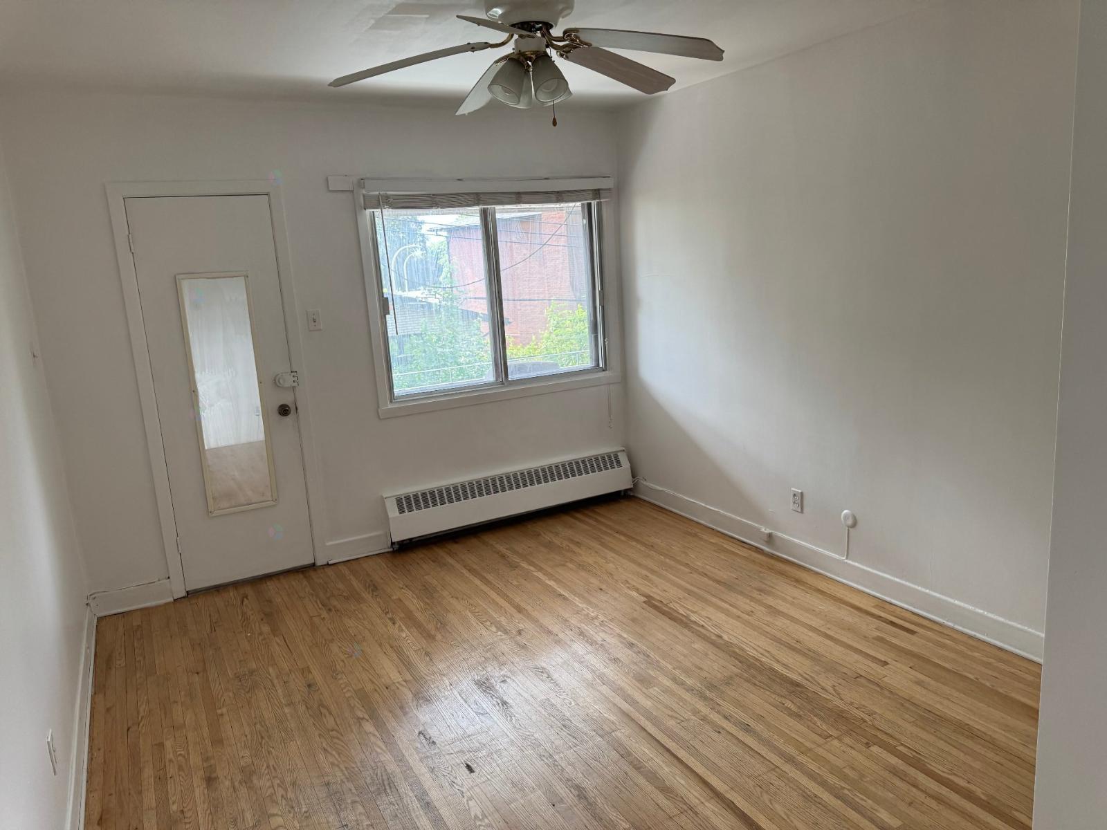 7049 Ch. Guelph Property Photo 6