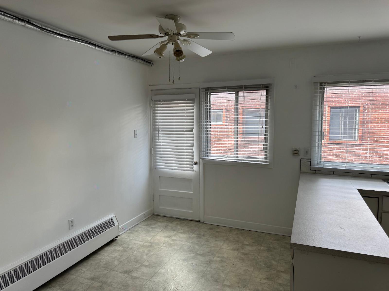 7049 Ch. Guelph Property Photo 13