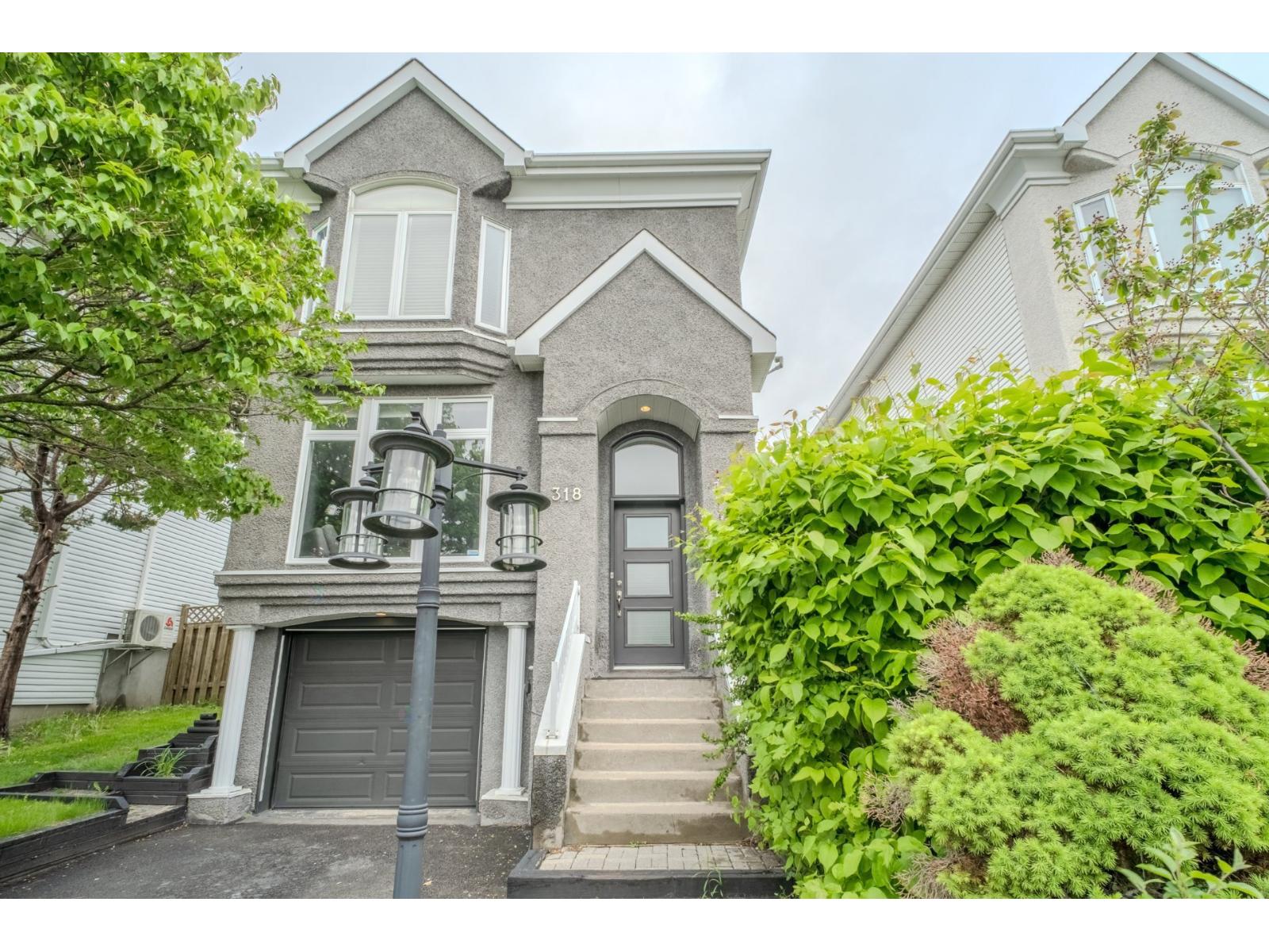 318 Rue P.-é.-borduas Property Photo 1