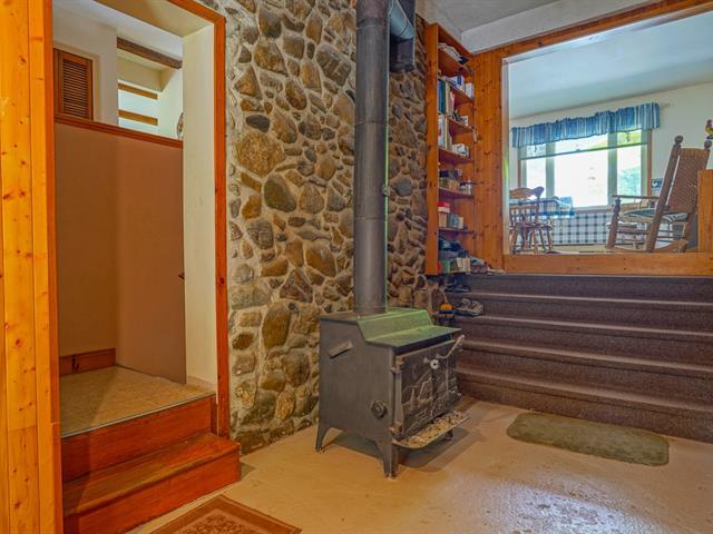 198 Ch. Du Centre Property Photo 7