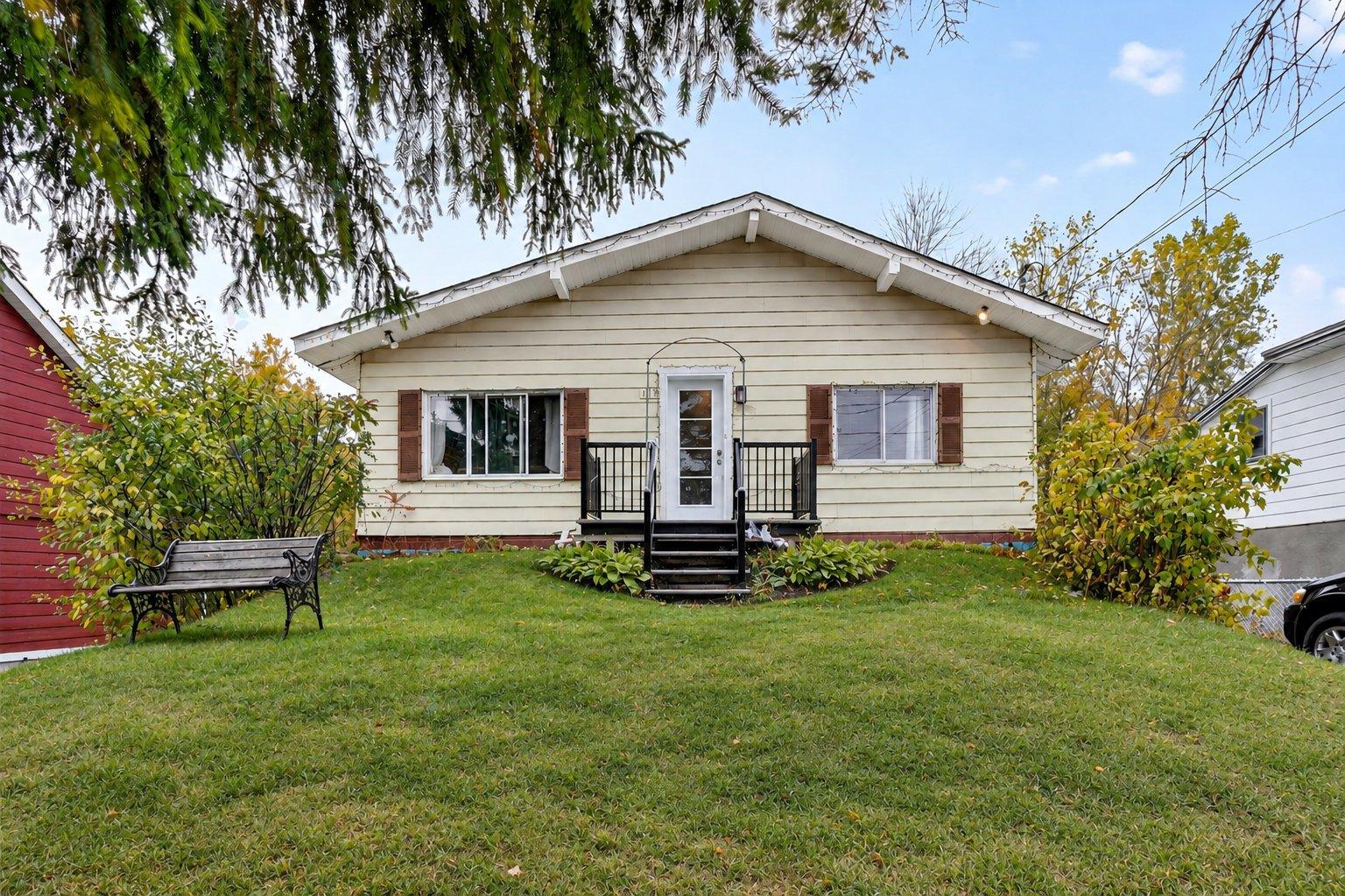 119 Rue St-jean Property Photo 1