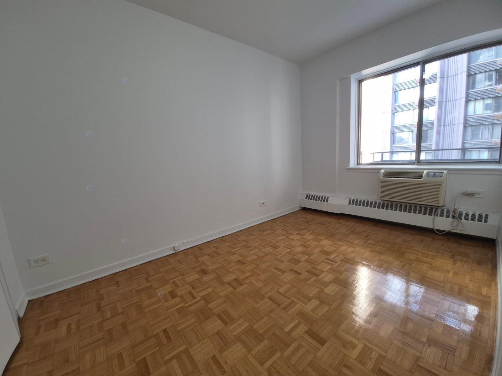2300 Rue St-mathieu Property Photo 9