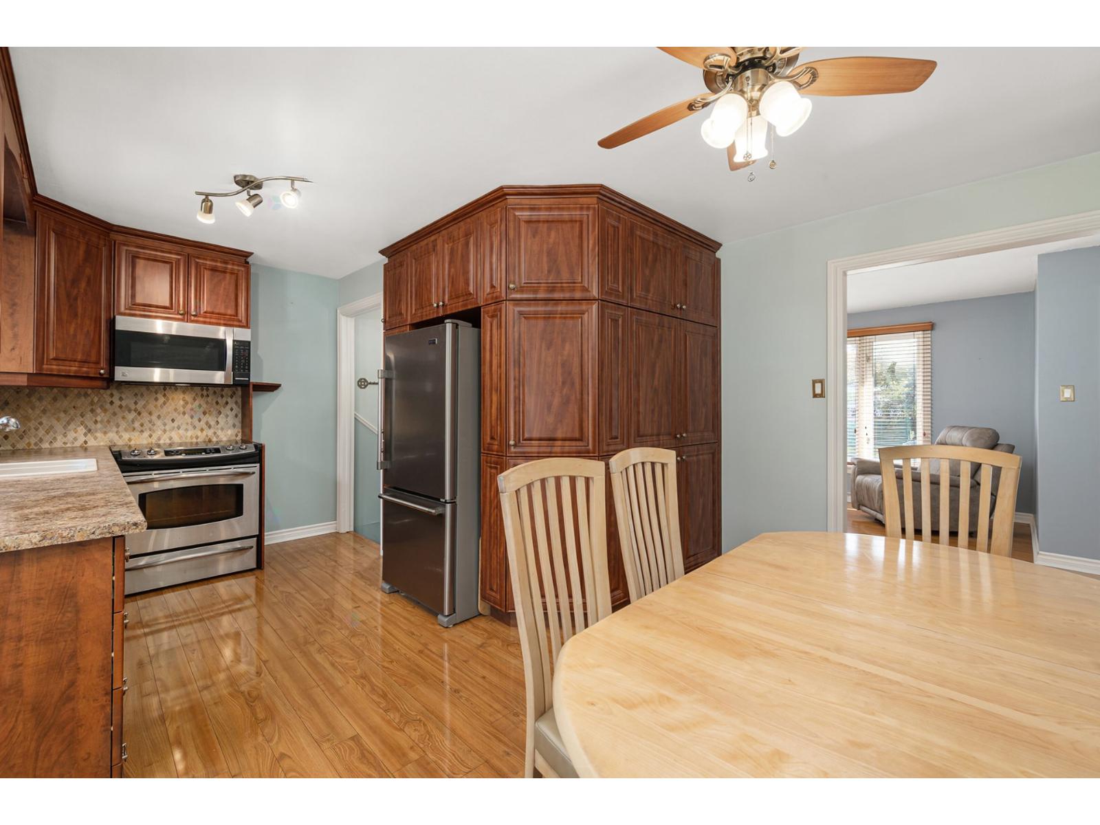 78 Rue Philippe Property Photo 8