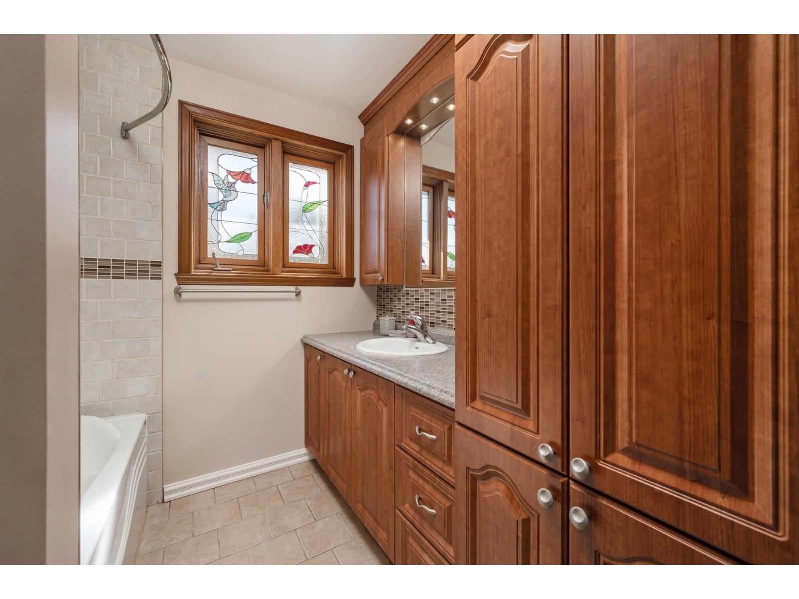 78 Rue Philippe Property Photo 15