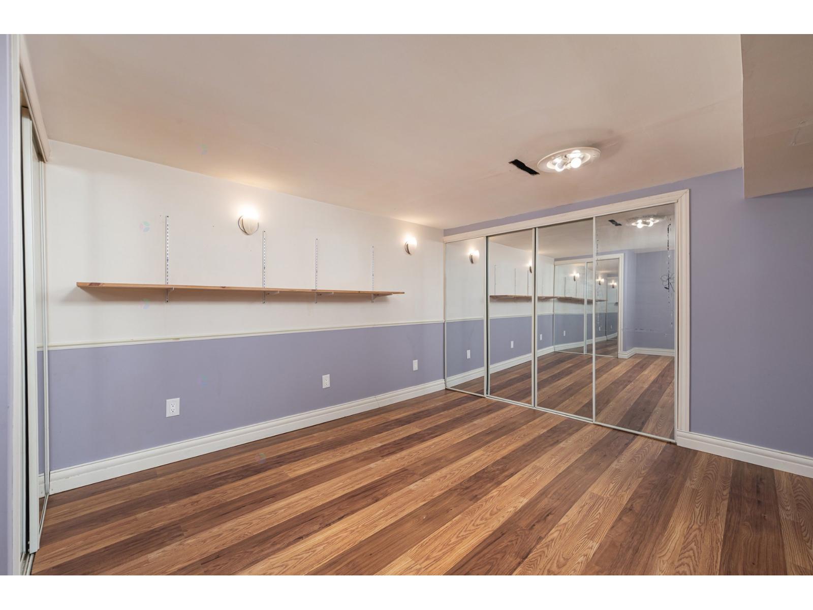 78 Rue Philippe Property Photo 29