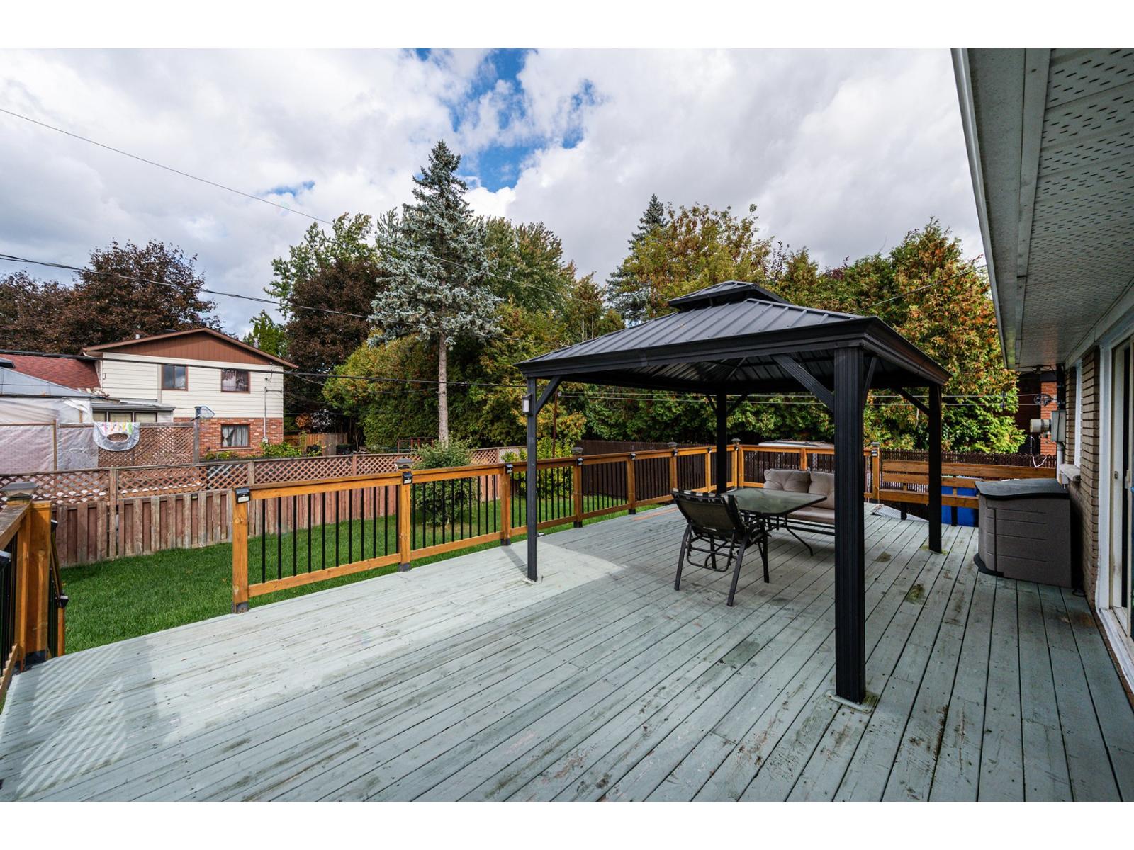 78 Rue Philippe Property Photo 36