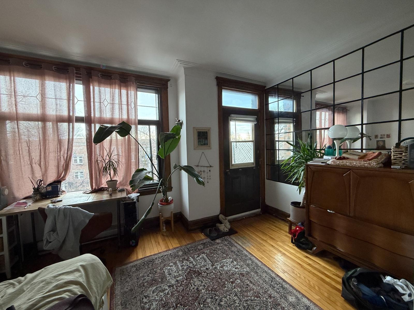 1653-1659 Boul. St-joseph E. Property Photo 38