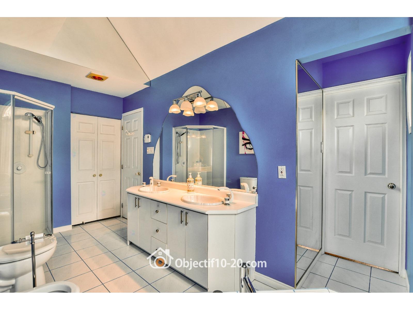 129-131 Ch. Des Faucons Property Photo 26