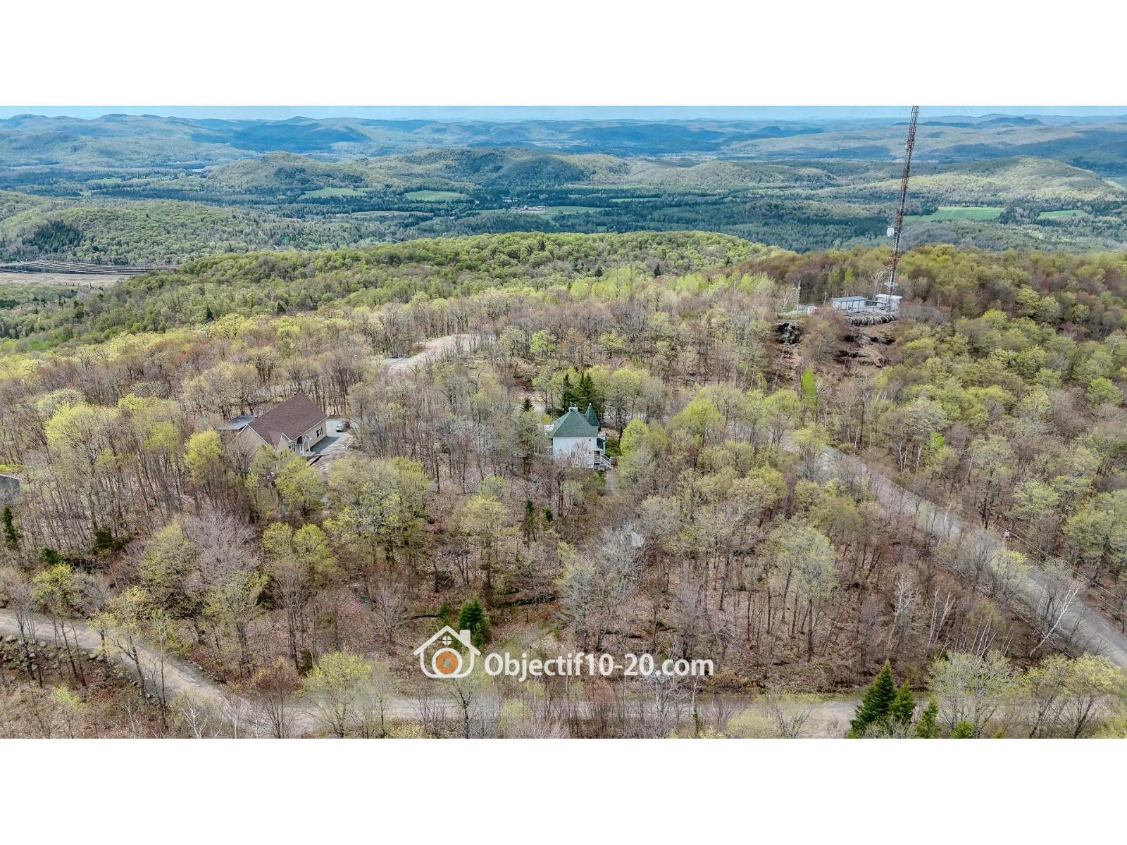 129-131 Ch. Des Faucons Property Photo 47