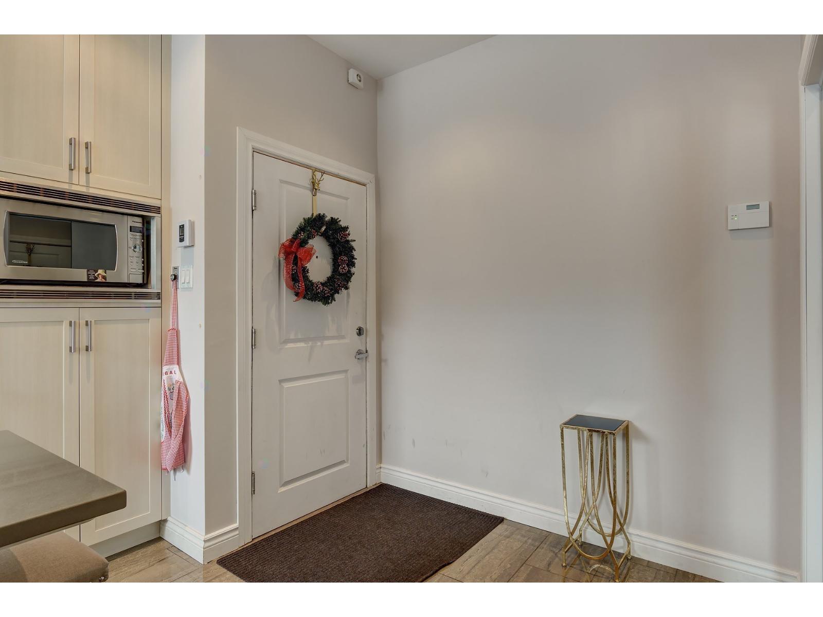 5549 Ch. Queen-mary, #14 Property Photo 19
