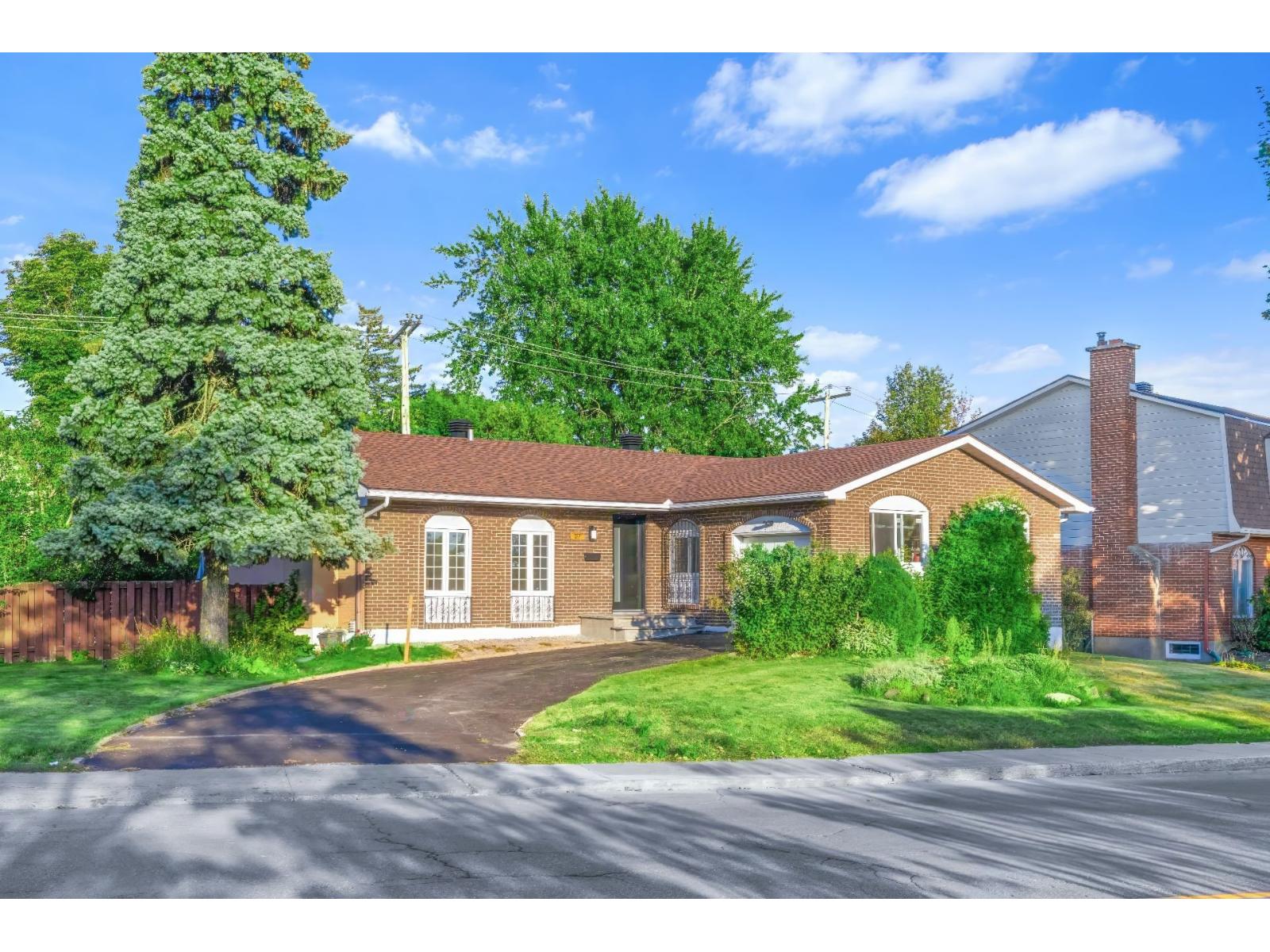37 Rue Davignon Property Photo 3