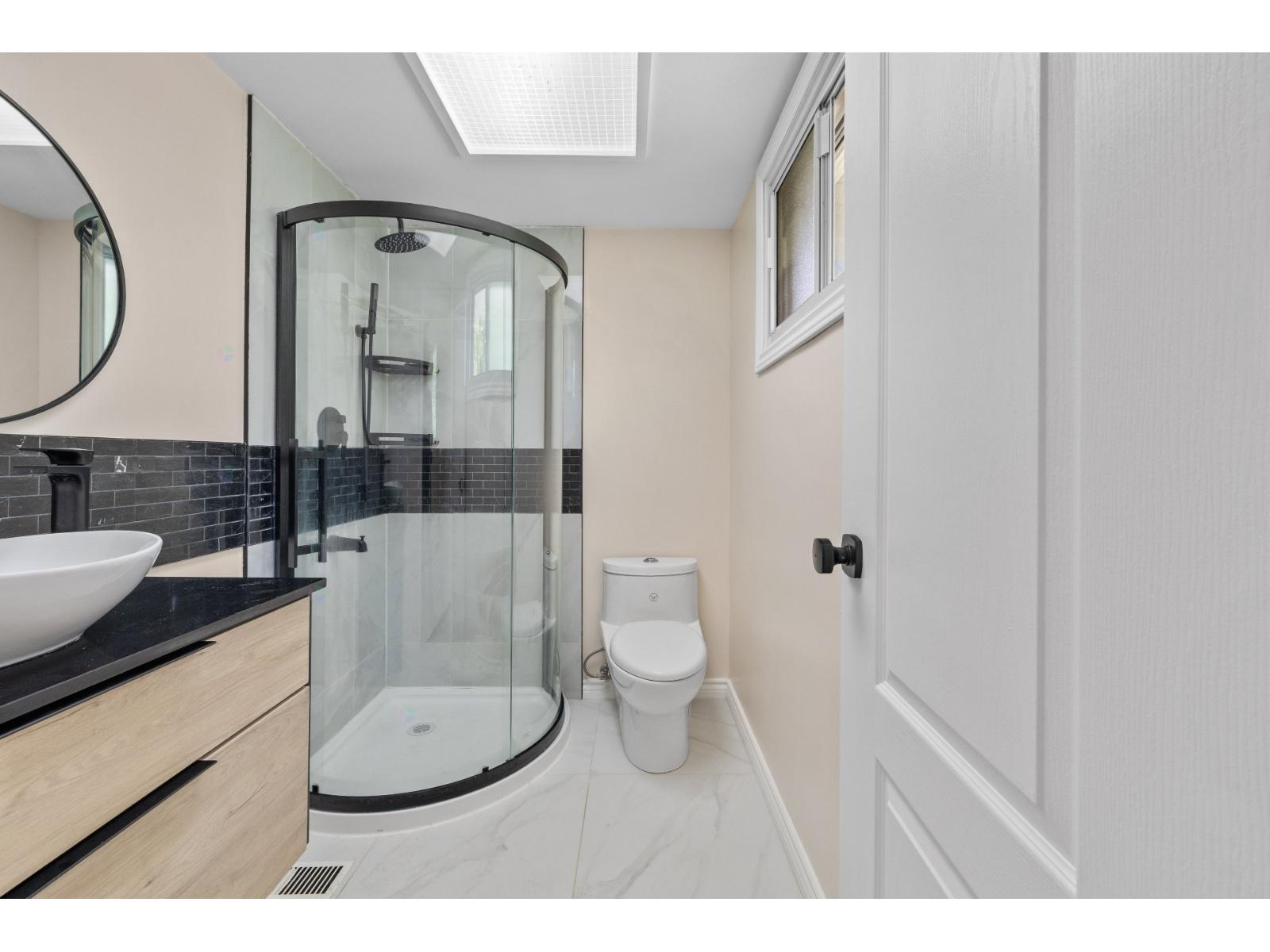 37 Rue Davignon Property Photo 18