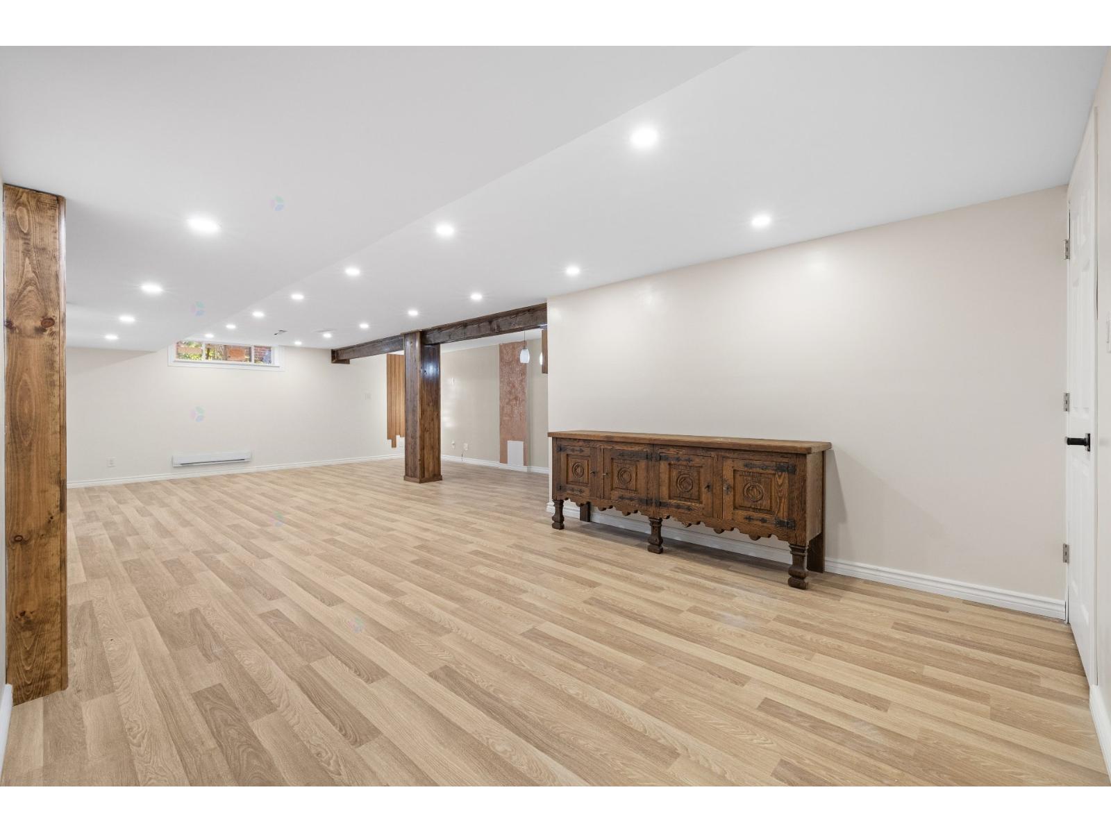 37 Rue Davignon Property Photo 27