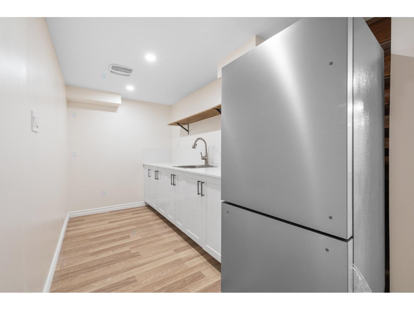 37 Rue Davignon Property Photo 29