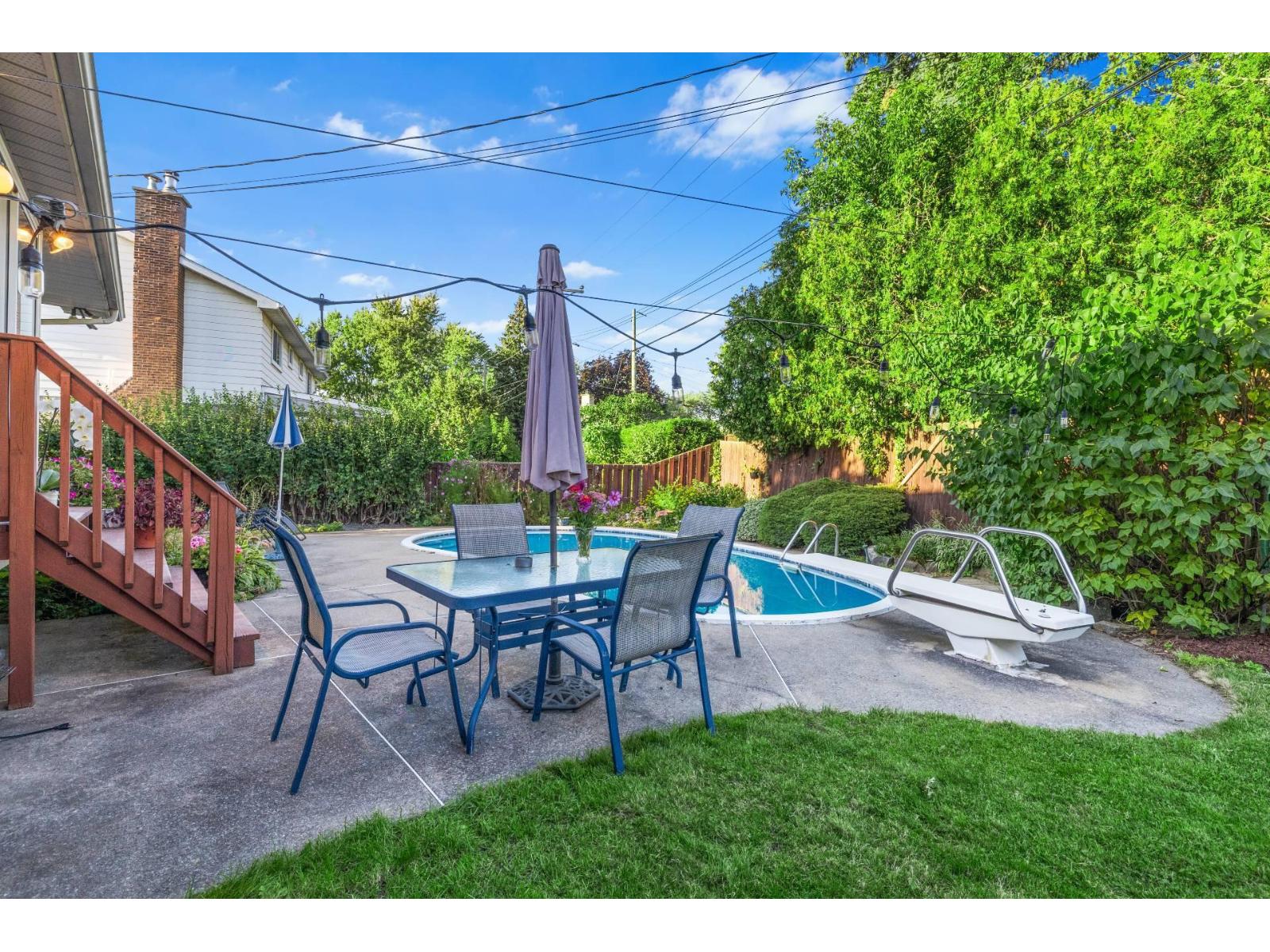 37 Rue Davignon Property Photo 32