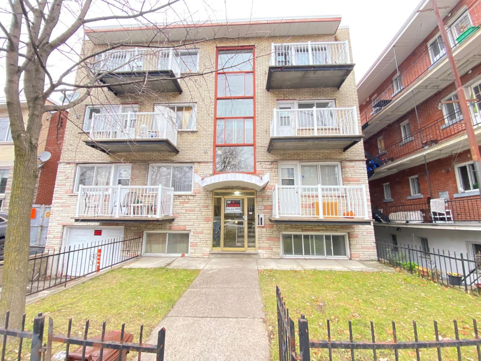 7407 Rue Marquette, #06