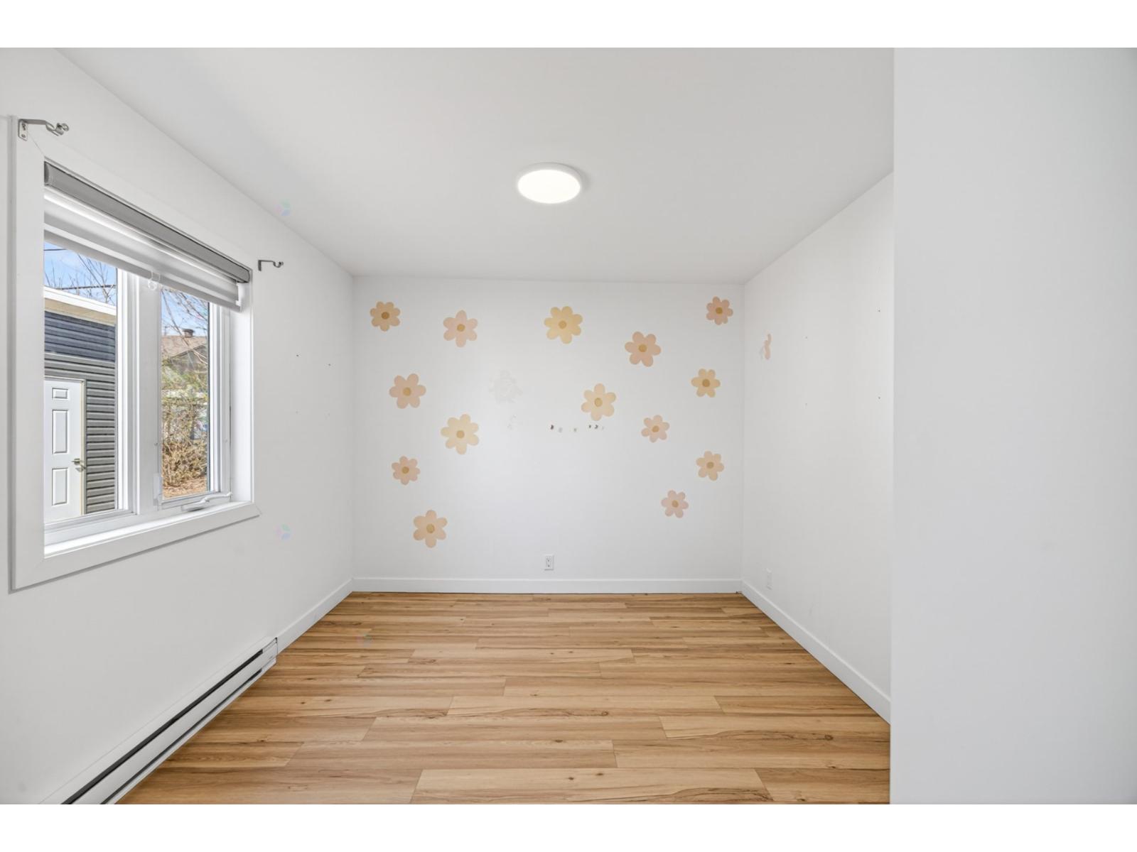 1143z-1149z Boul. Pie-xi S. Property Photo 14