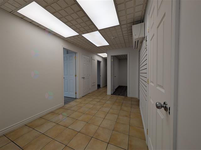 2445 Av. Ste-anne Property Photo 9