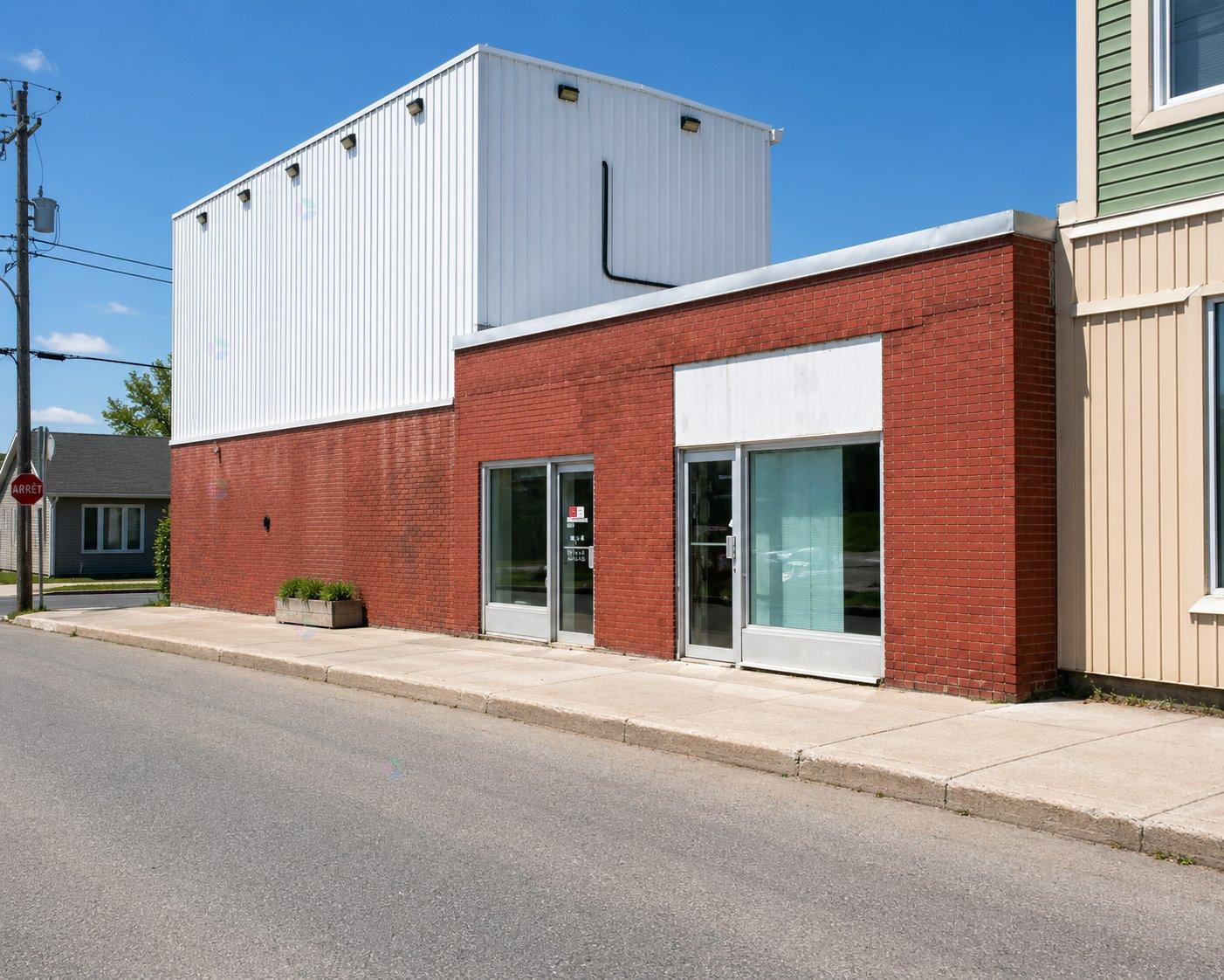 24 Rue St-louis, #300 Property Photo 1