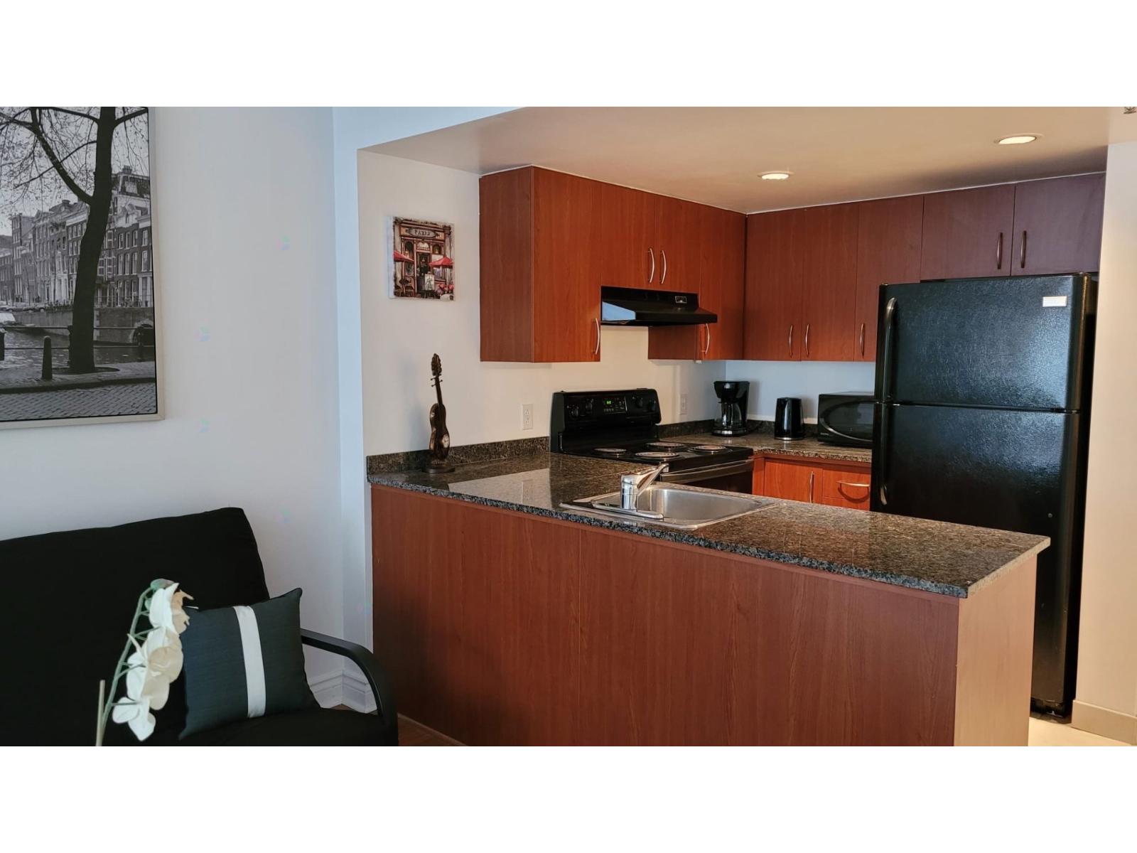 98 Rue Charlotte, #261 Property Photo 8
