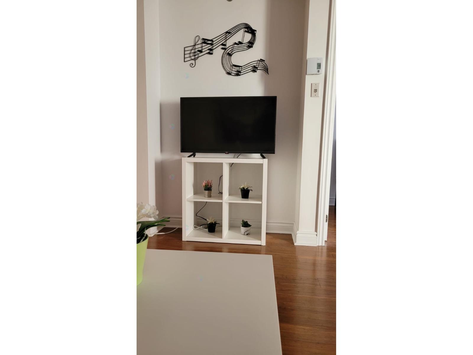 98 Rue Charlotte, #261 Property Photo 10