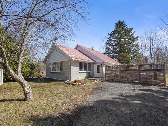 3250 Petit rg Ste-Catherine Property Photo 1