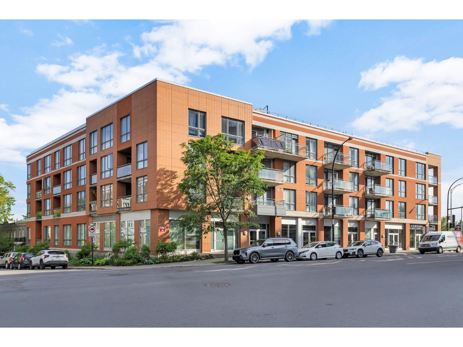5360 Rue Sherbrooke O., #403 Property Photo 1