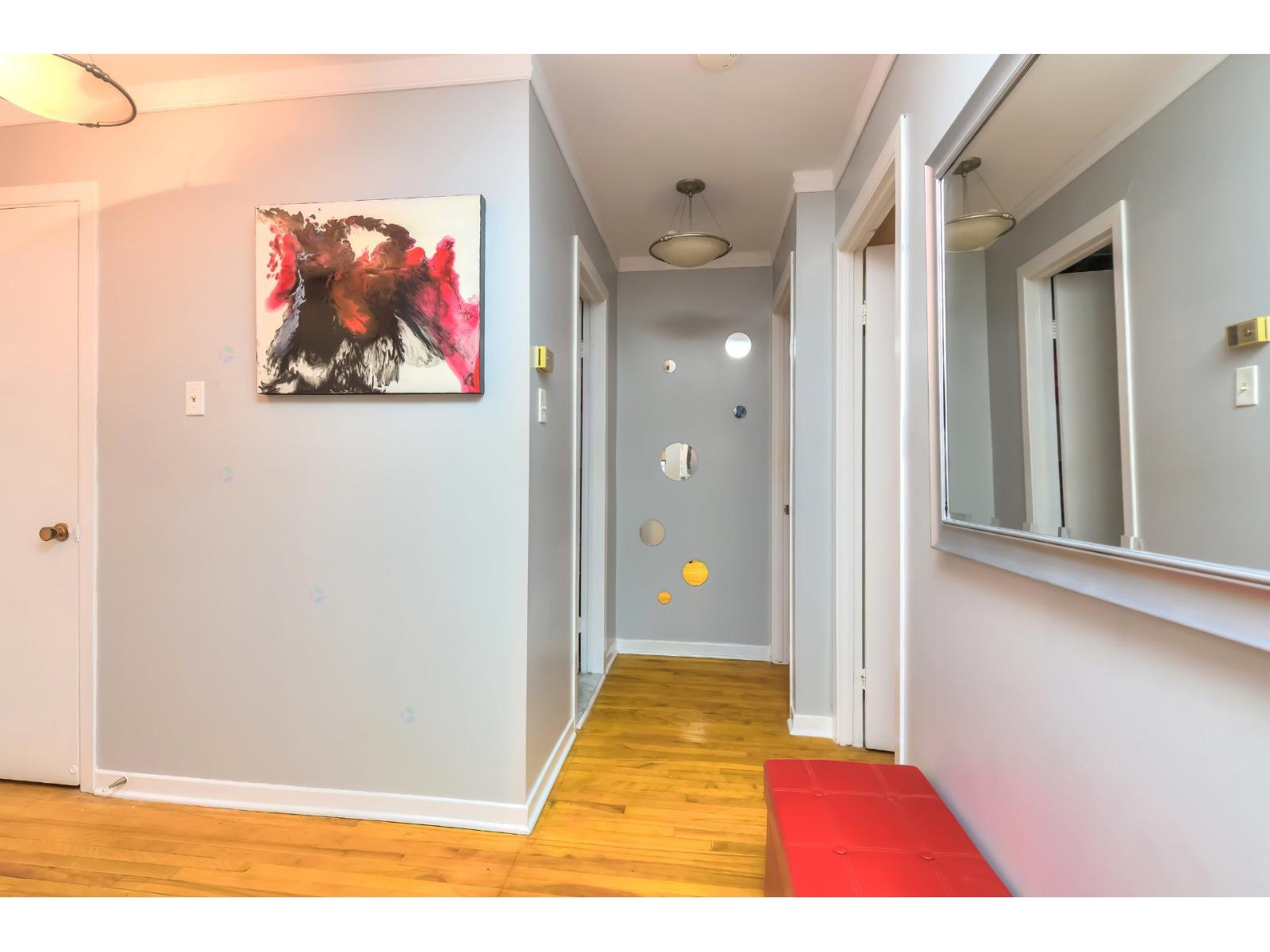 5210 Rue Riviera, #315 Property Photo 2
