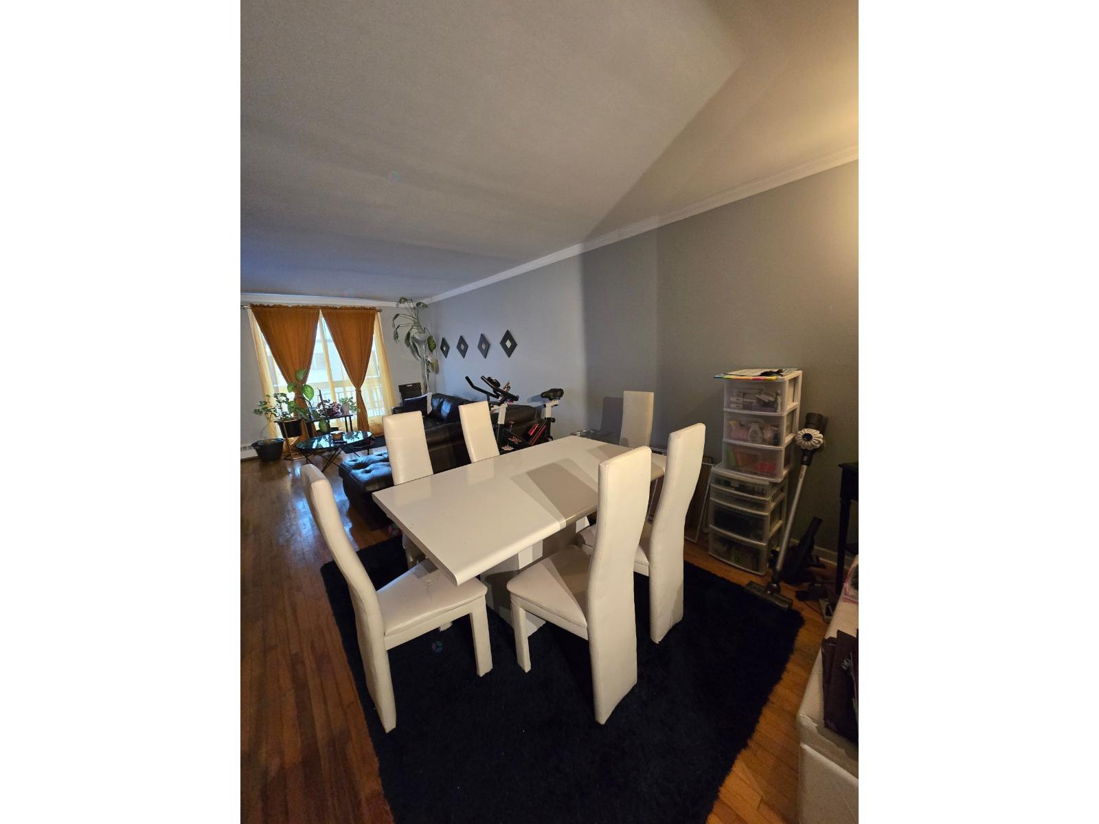 5210 Rue Riviera, #315 Property Photo 8