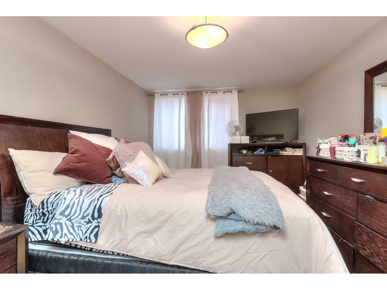 5210 Rue Riviera, #315 Property Photo 10