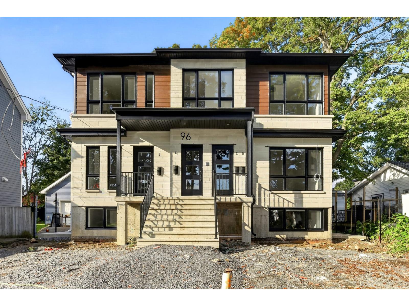 96 Rue Elm, #b Property Photo 1