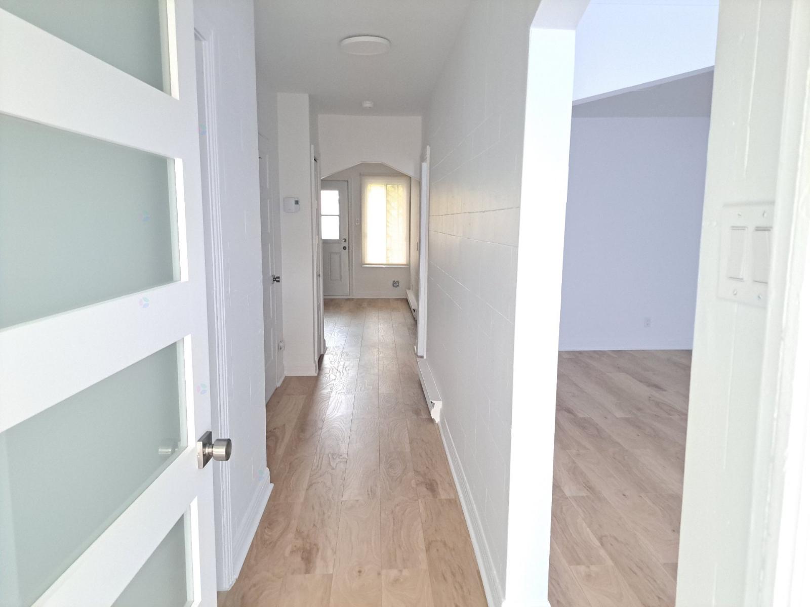 6634 Rue Hurteau Property Photo 2