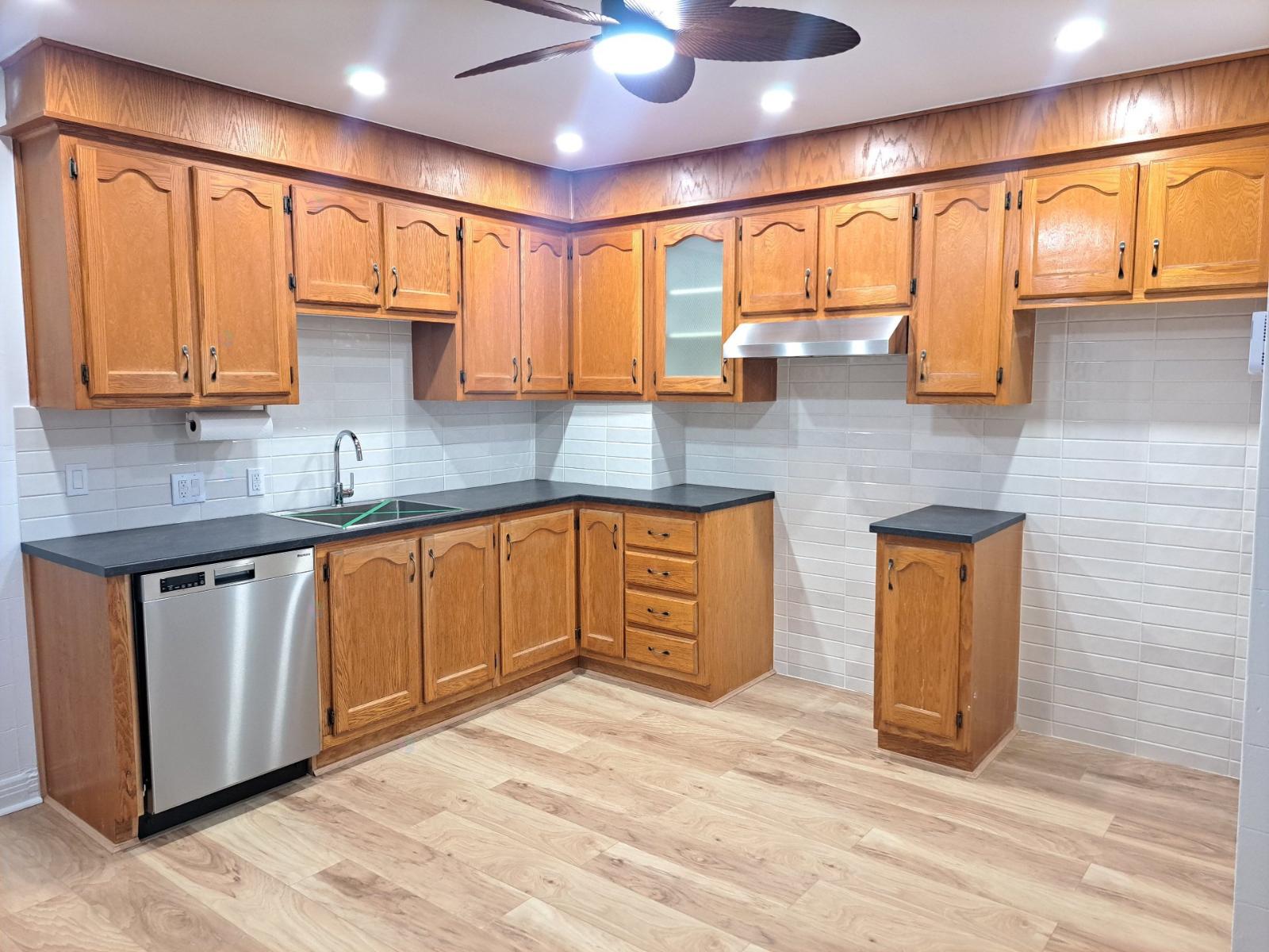 6634 Rue Hurteau Property Photo 4