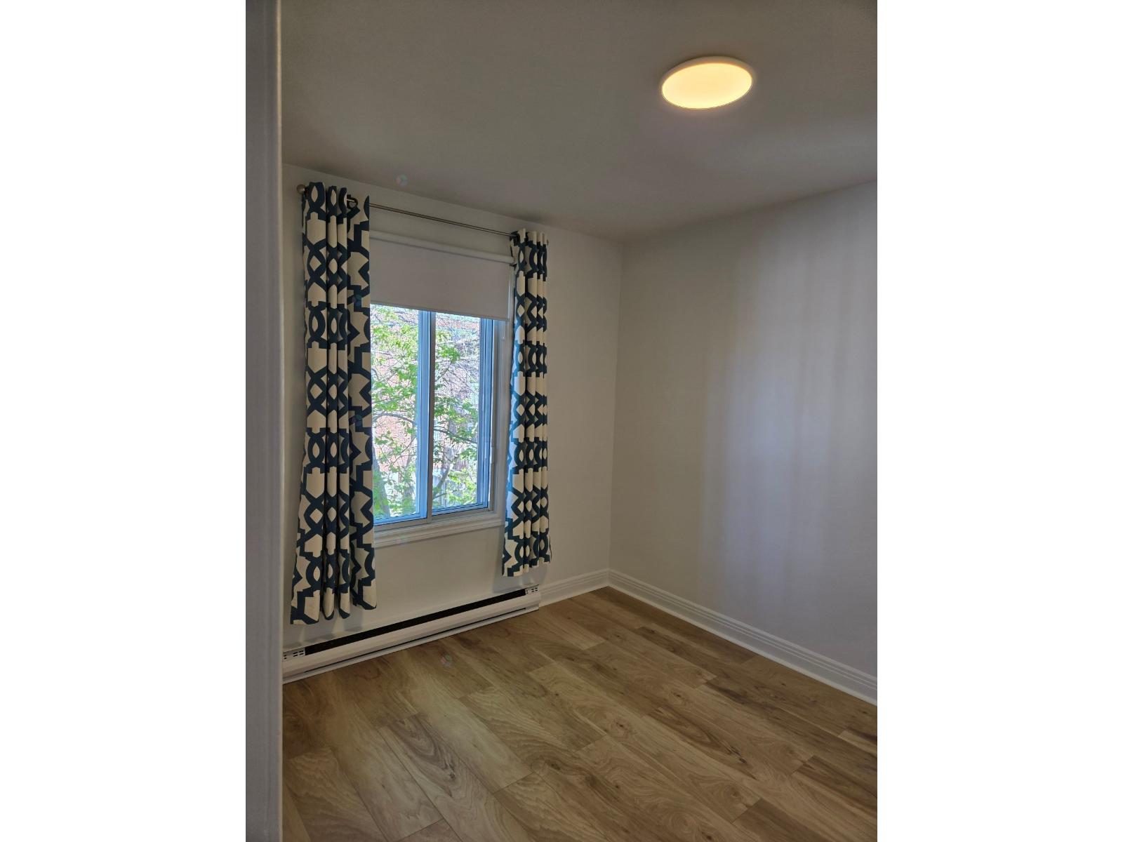 6634 Rue Hurteau Property Photo 8