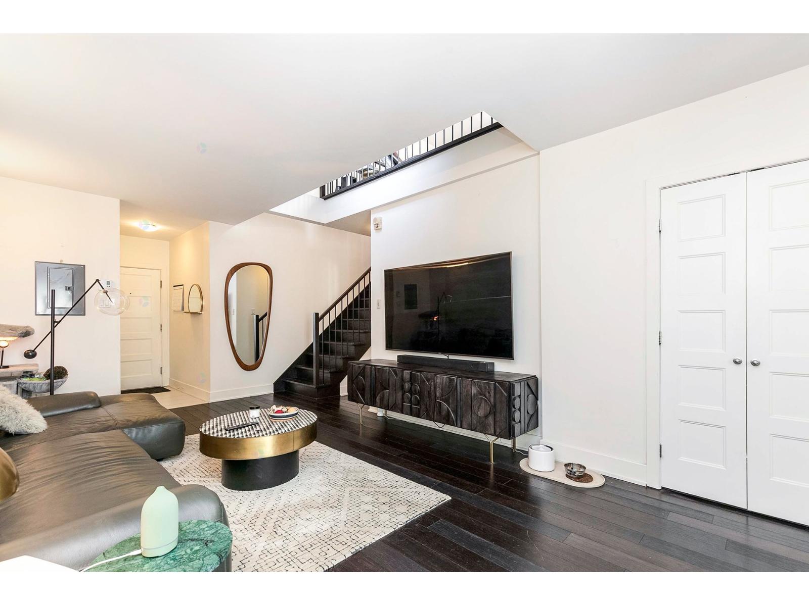1216 Rue St-hubert, #7 Property Photo 12