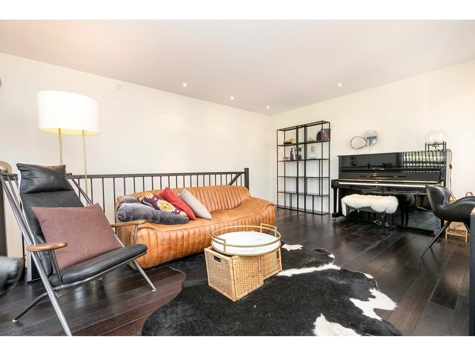 1216 Rue St-hubert, #7 Property Photo 17