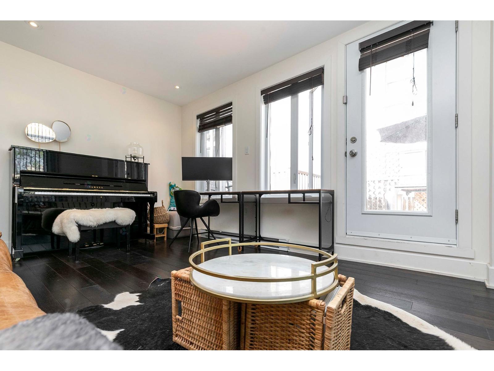 1216 Rue St-hubert, #7 Property Photo 19