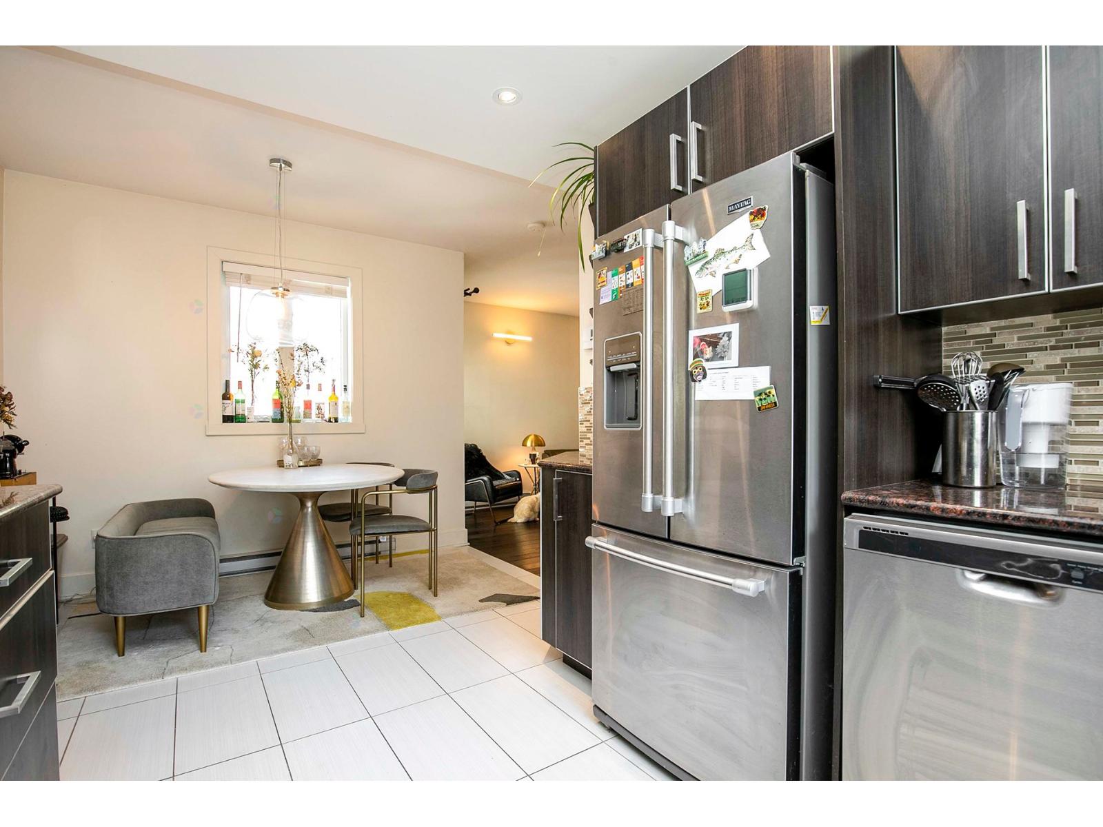 1216 Rue St-hubert, #7 Property Photo 39