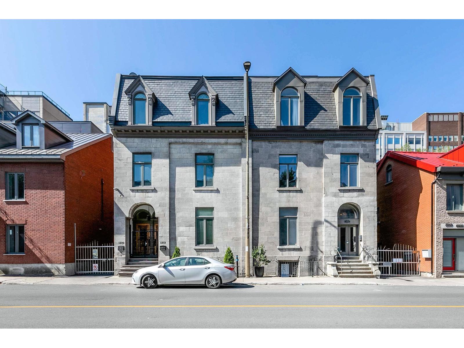 1216 Rue St-hubert, #7 Property Photo 58