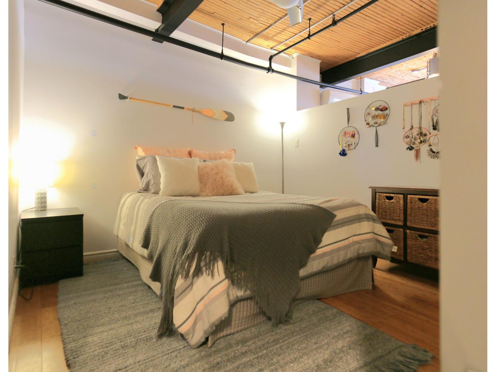 2355 Av. Jeanne-d'arc, #203 Property Photo 6