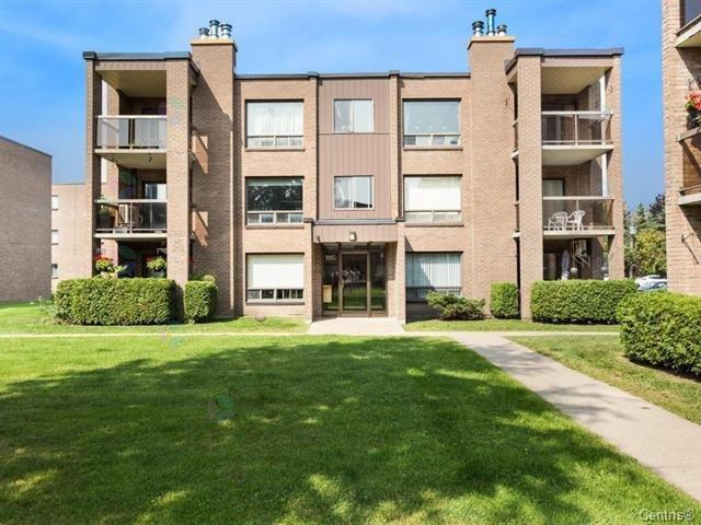 11115 Rue Meighen, #3 Property Photo 1
