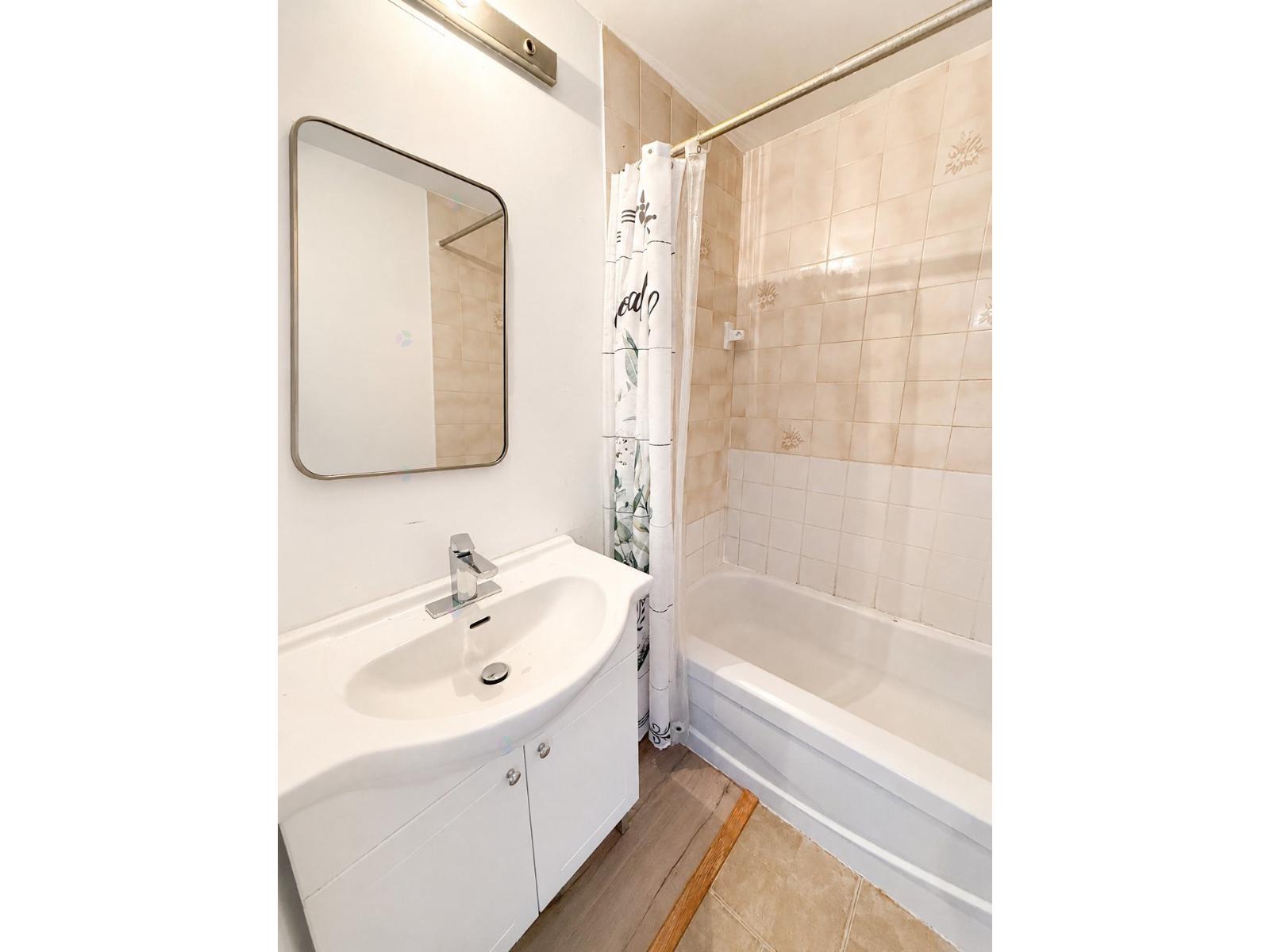 225 Rue Hector-lanthier, #1 Property Photo 5