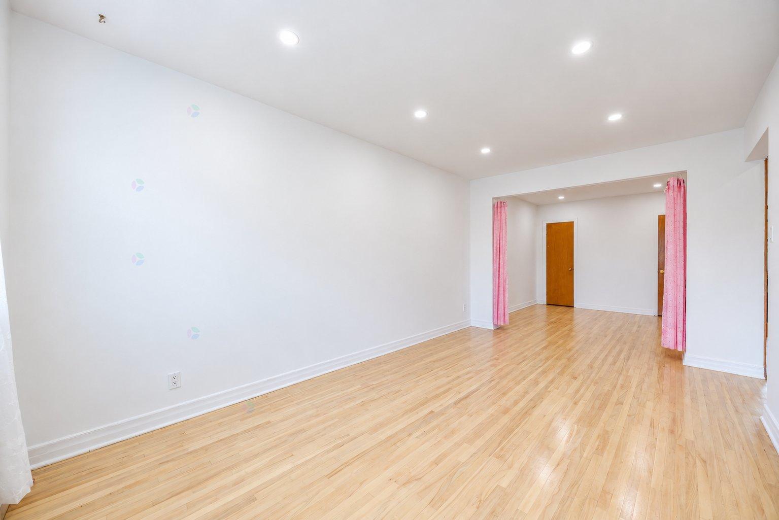 7157 Rue D'aragon Property Photo 3