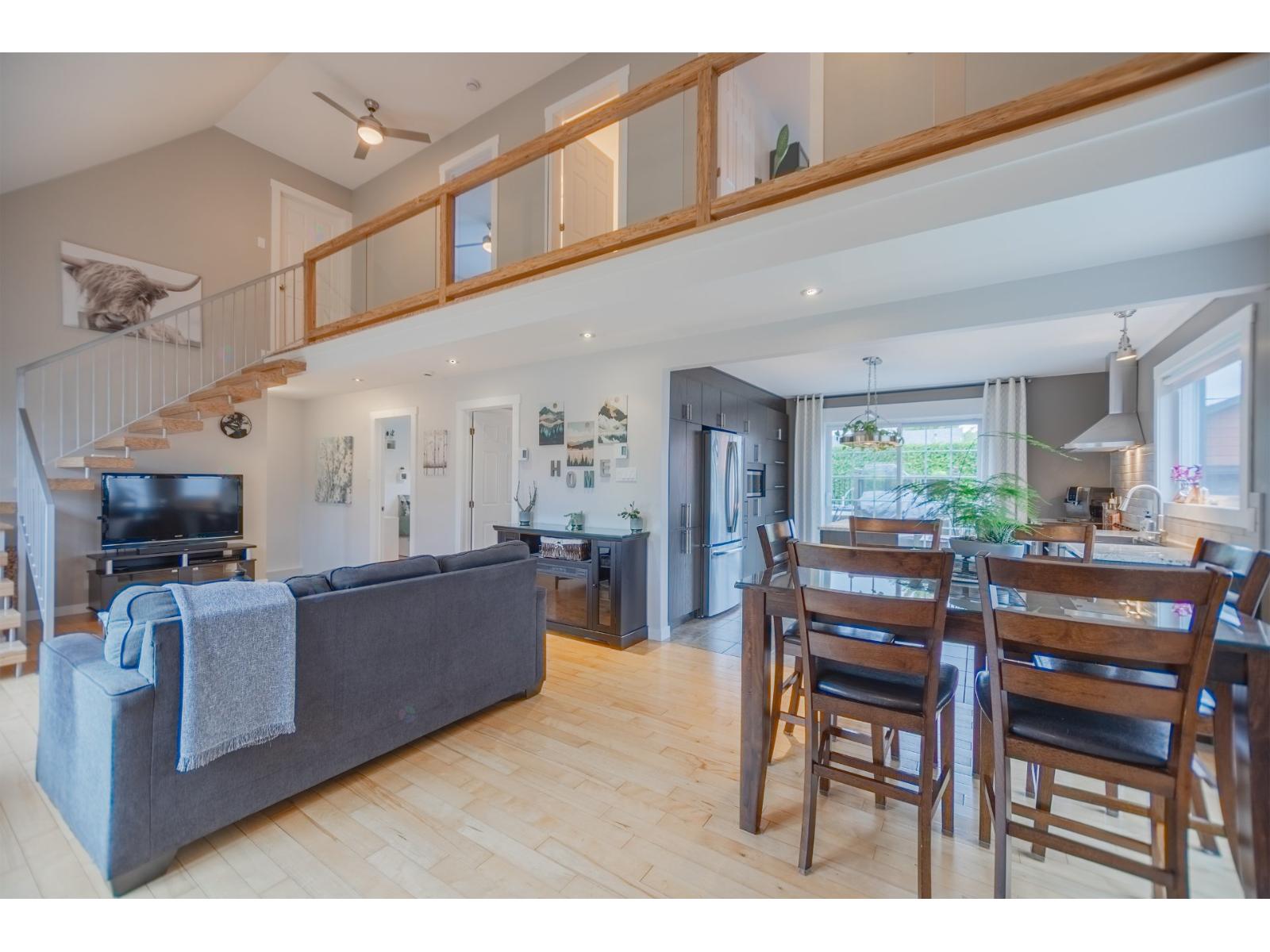 33 Rue Jutras Property Photo 3