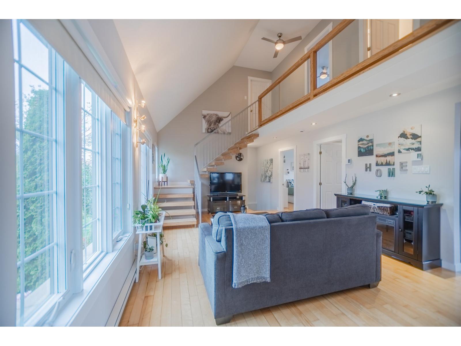 33 Rue Jutras Property Photo 10