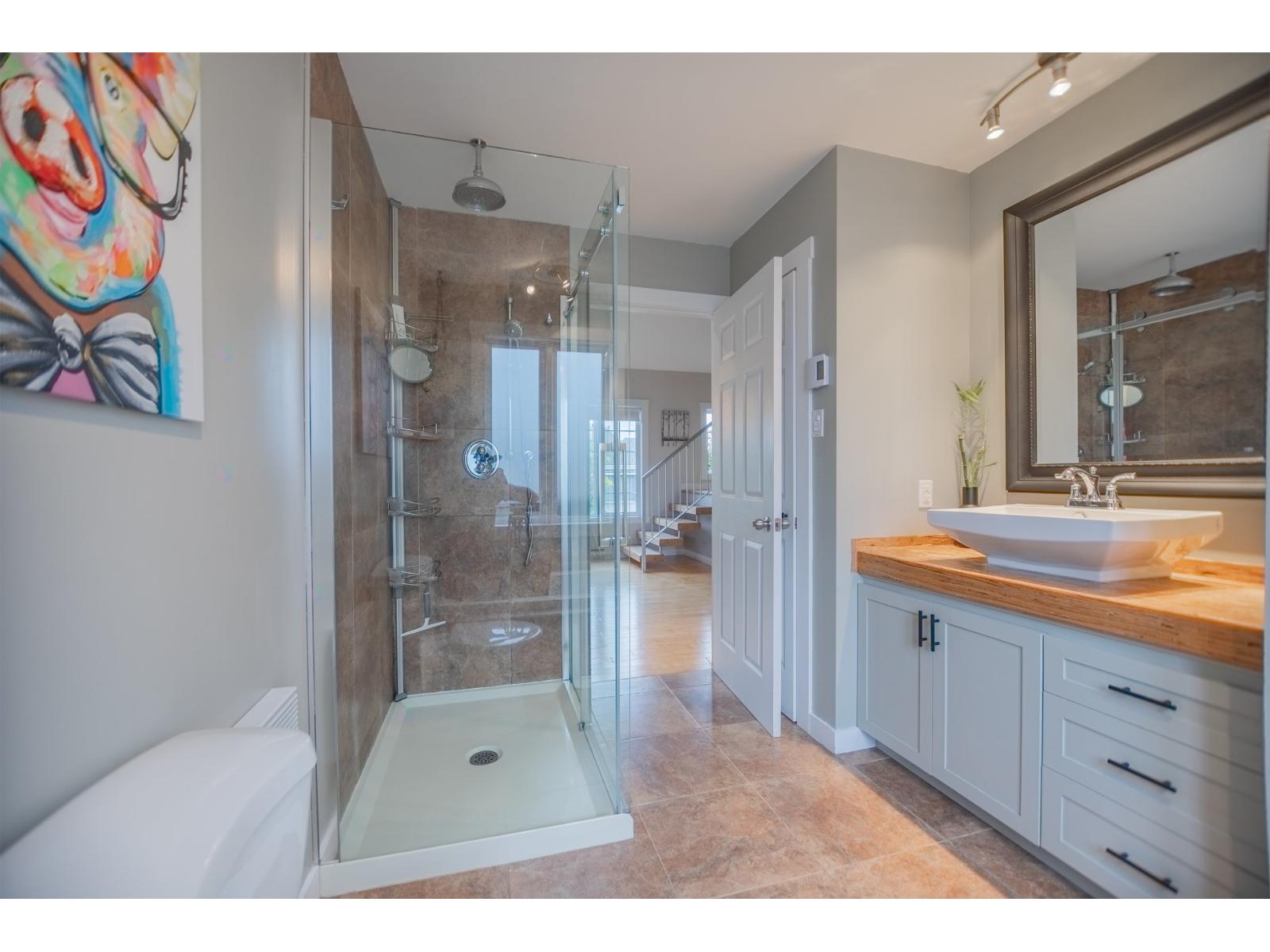 33 Rue Jutras Property Photo 14