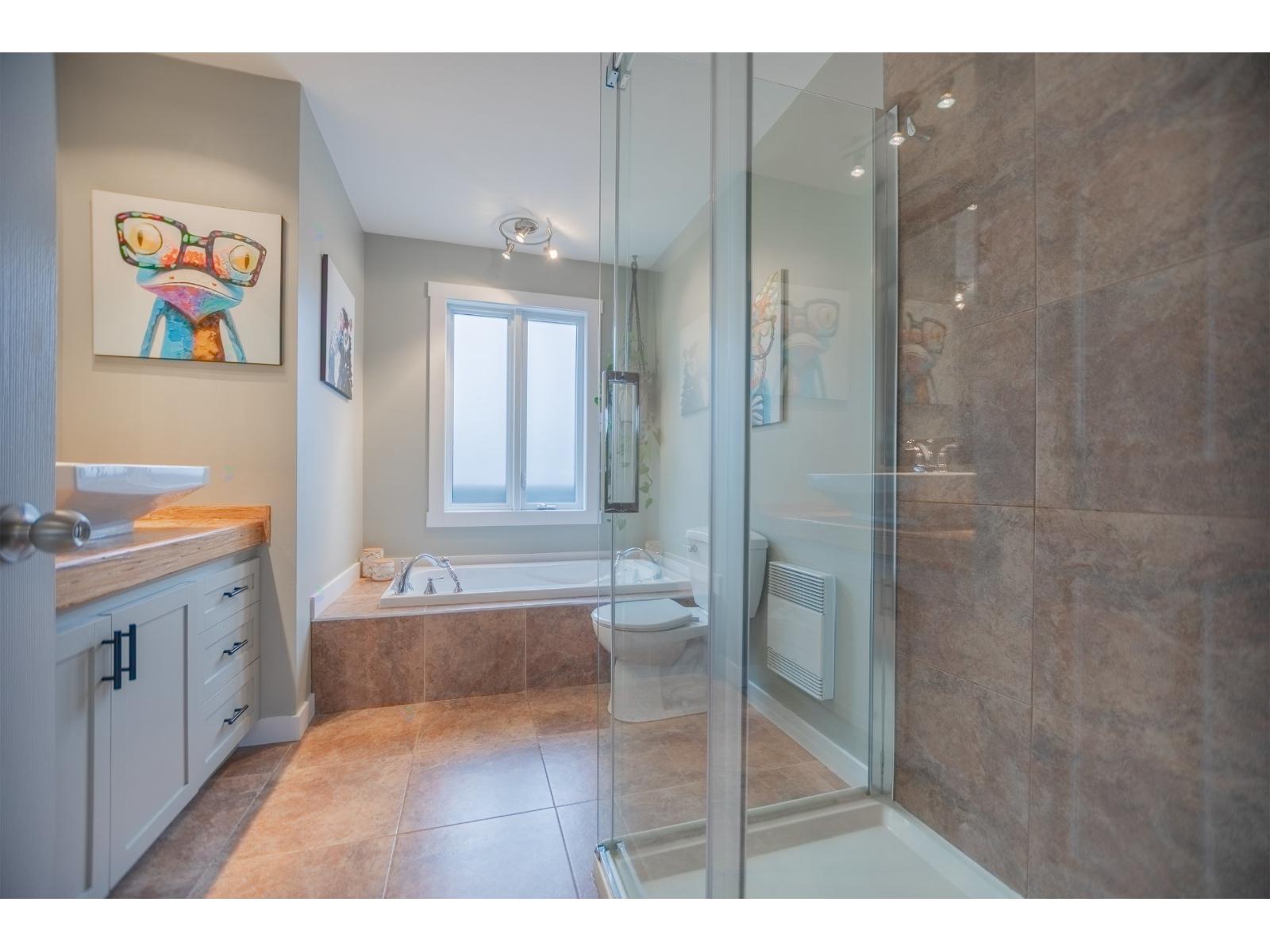 33 Rue Jutras Property Photo 15